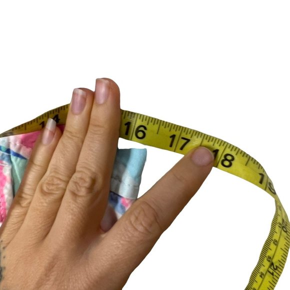 Lilly Pulitzer Multicolor Callahan Leaf Print Midi Shorts Size 4 - Picture 7 of 8